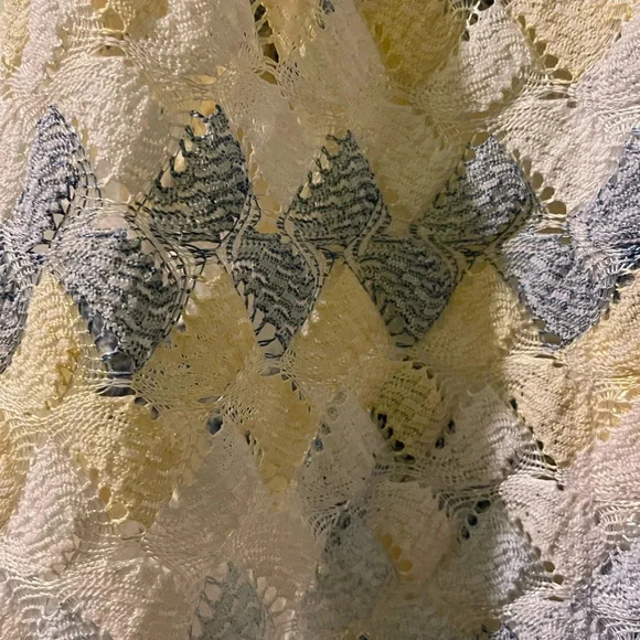 Alfred dinner short sleeve cardigan-medium like new - Picture 3 of 6